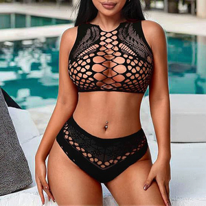 Lingerie sexy pour femmes, style mature, en satin noir transparent ajouré, ensemble deux pièces (body et soutien-gorge pour poitrines généreuses) - Product Image 6