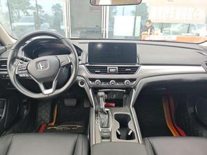 <span class=keywords><strong>Honda</strong></span> <span class=keywords><strong>Accord</strong></span> Usado, <span class=keywords><strong>Modelo</strong></span> 2022, Versión 260TURBO de Lujo, Bajo Kilometraje, Producción en 2025, Envío Inmediato - Product Image 6