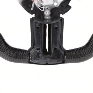 Volante Deportivo de Fibra de Carbono Forjado con LED para <span class=keywords><strong>Ford</strong></span> <span class=keywords><strong>Mustang</strong></span> EcoBoost <span class=keywords><strong>GT</strong></span>, Venta Directa de Fábrica, Descuento, Disponible en Stock - Product Image 3
