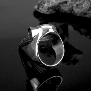 Men's Stainless Steel Raven <b>Skull</b> <b>Ring</b> Viking Style Animal Shape Hip Hop Jewelry Everyday Wear - Product Image 4