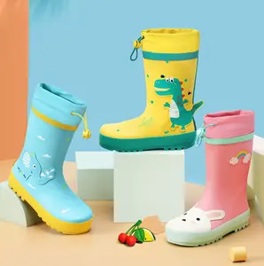 Sapatos de chuva ao ar livre para crianças, sapatos que escalam antiderrapantes laços, desenhos animados fofos podem ser personalizados