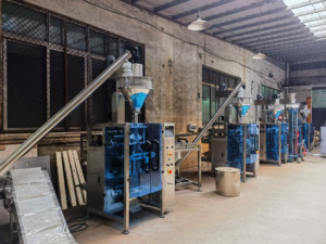 Macchina Automatica di Alta Precisione per il Confezionamento di Spezie e Peperoncino in Polvere, Macchina per l'Imballaggio di Peperoncino e Pepe Nero in Bustine - Product Image 2