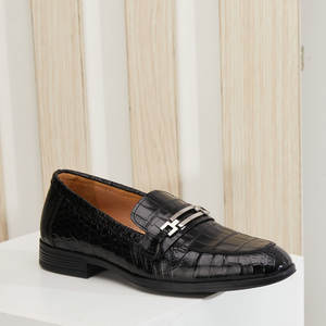 Mocasines Personalizados para Hombre - Diseño de Leopardo, Impermeables, Ligeros, Transpirables, Antideslizantes, Diseño Dividido, Casuales, de Cuero con Suela Gruesa - Product Image 3