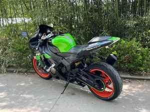 <span class=keywords><strong>Kawasaki</strong></span> <span class=keywords><strong>ZX</strong></span>-6R Ninja 636cc, refroidissement liquide, DOHC 16V, moto sportive, écran TFT, connectivité smartphone, pleine puissance - Product Image 6