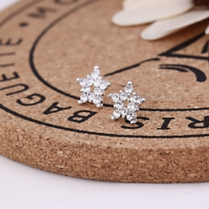 Vendita calda di tendenza gotico Vintage orecchini di cristallo Vintage fatto a mano fiori gioielli di perle-commercio all'ingrosso - Product Image 1