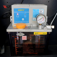 Centre d'usinage vertical CNC WOJIE VMC1270 avec moteur de broche puissant de 15 kW pour l'usinage de pièces en acier inoxydable