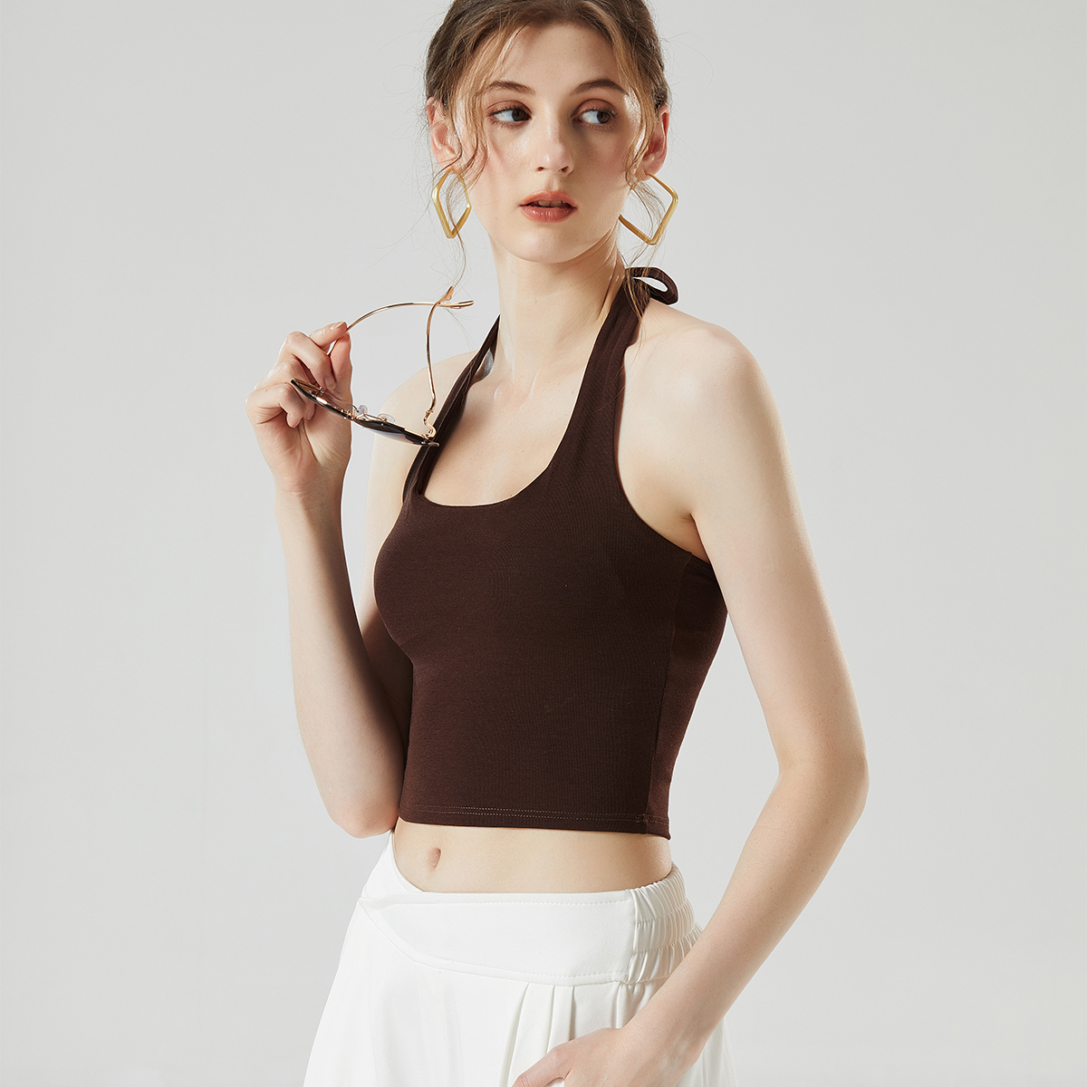 Summer Women's Tank Tops Padded Halter Neck Casual Crop Top Women Built-in Bra Camisole Beauty Back Eco-Friendly Breathable