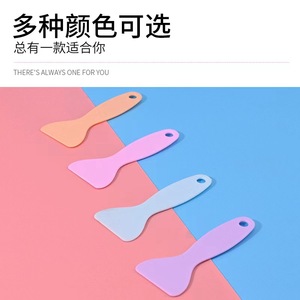 Colorful Plastic Scraper 11.5cm For Kitchen And Craft Use PP Material - Product Image 4