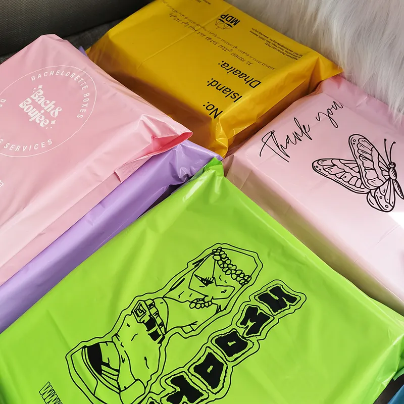 Boutique personalizada Poly Mailers Plástico Impreso Bolsa de correo Autoadhesivo Ropa Envío Bolsa de mensajería