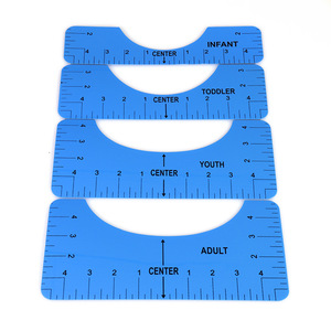 Set di 4 Righelli Portatili in Plastica per Calibrazione e Allineamento di T-Shirt con Guide - Product Image 2
