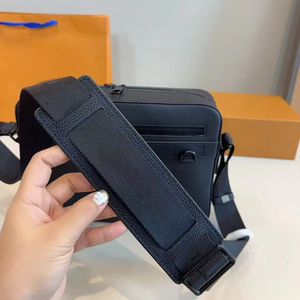 2025 प्रीमियम चमड़े के अल्ट्रा-क्लासिक पुरुषों के डिजाइनर बैग लक्जरी कंधे बैग पुरुषों के व्यवसाय चमड़े के ब्रीफकेस क्रॉसबॉडी बैग - Product Image 5