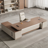 Meja Kantor CEO Modular Ramah Lingkungan dari Kayu, Meja Eksekutif Modern Bentuk L dengan Manajemen Kabel & Kabinet Samping