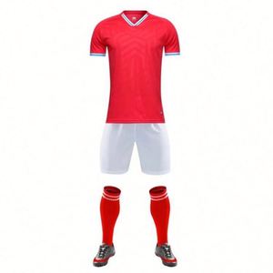 Venta al por Mayor de Conjuntos de Uniformes de Fútbol Personalizados 2026/27, Tallas Grandes, Transpirables, de Secado Rápido, 100% Poliéster - Product Image 5