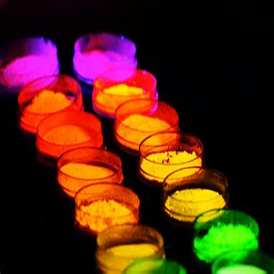 Poudre de phosphore fluorescent LED luminescente en silicate d'aluminium et de nitrure - Product Image 2