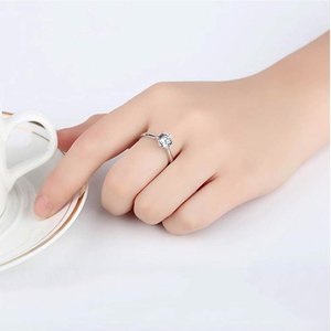 92.5 Sterling Silver 0.80 Carat Solitaire Engagement Ring For Girls & Women - Product Image 2