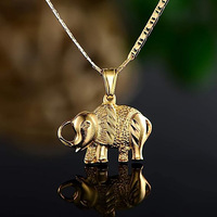 Collier pendentif éléphant plaqué or à la mode en métal léger avec Zircon Lucky Elephant Thai Design-pour cadeau
