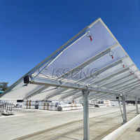 Système de suivi solaire à axe unique certifié TUV, améliorant l'efficacité énergétique, avec structure de montage au sol pour panneaux photovoltaïques