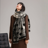 Capes en cachemire imprimées à motif de cœur mode européenne Châles en pashmina épais et chauds d'hiver pour femmes Écharpe de couverture surdimensionnée