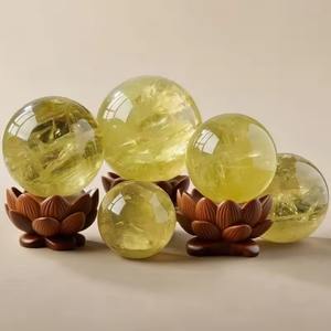 CrystalHola Sphère de citrine naturelle de haute qualité de 6 à 6,5 cm, motif floral, finition polie, couleur arc-en-ciel, pour la décoration de la maison - Product Image 3