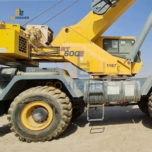 Grúa Torre de Marca China Usada con Control Remoto, Capacidad de 10 Toneladas, Motor Incluido, Modelo 6015, Sección de Mástil en Venta en Dubái - Product Image 5