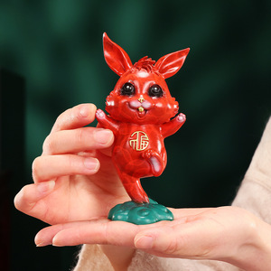 Figurine de lapin rouge Copper World, artisanale, décoration de bureau pour le Nouvel An chinois - Product Image 1
