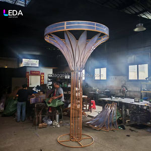 Decoraciones de Lujo para Ceremonias de Boda al Aire Libre, Arco Metálico Dorado de 9 y 10 Pies de Altura para Escenario - Product Image 5