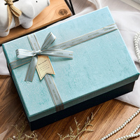 Grand emballage de dossier vide élégant Boîte à rabat en carton ondulé haut de gamme Ruban recyclable personnalisé Anniversaires UV pour hommes