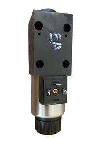Contrôleur directionnel série D1VW D1VW020BNJW91 D1VW020BNJW-91 D1VW020BNJW91XG349 D31FB D31DW D31NW D41V - Product Image 3