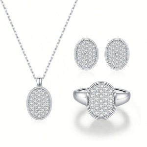 Ensemble de Mariage et Fiançailles de Luxe en Argent et Moissanite (Collier et Boucles d'Oreilles) - Vente en Gros Usine - Couleur GRA D Plaqué Rhodium - Cadeau Idéal - Product Image 6