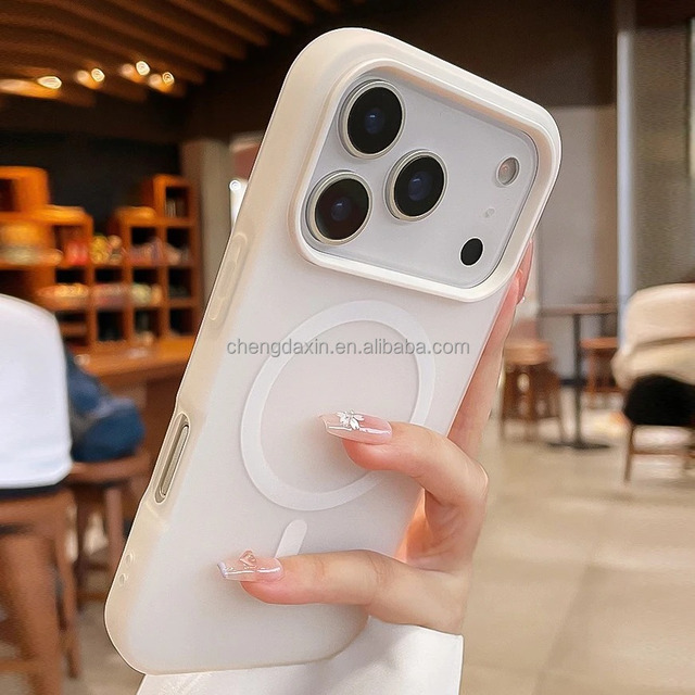 Luxury 2 in 1 Magnetic Matting Shockproof Case for iPhone 17 Pro Max 16 Liquid Silicone Bumper Cover Mobile Phone Cases