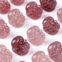 Vente en gros de pierres précieuses en vrac cristal fraise quartz bracelet à breloques de créateur breloques sculpture pour bracelet fabrication de bijoux DIY