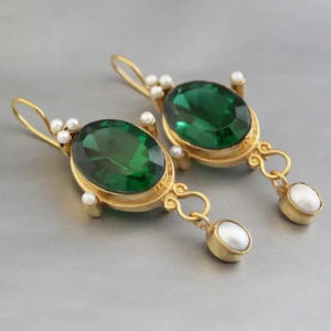Pendientes de perlas cultivadas con baño de oro de 18 quilates, con bisel ovalado de esmeralda, joyería clásica de boda para mujer - Product Image 3