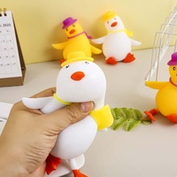 Mini Statue de Canard Romantique Squishy, Douce et Moelleuse en TPR, à Récupération Lente, Jouet Anti-Stress à Presser, Décoration de Bureau, Cadeau en Gros 14+
