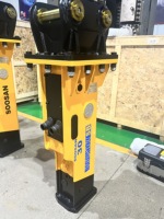 Casse-roche hydraulique SOOSAN de type boîte SB30, adapté aux mini-excavatrices et aux chargeurs compactes Bobcat, de bonne qualité pour les roches dures