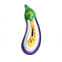 Plat de service décoratif en céramique unique et créatif, peint à la main, en forme d'aubergine violette, 12,4 pouces, pour sushis, en-cas, fruits