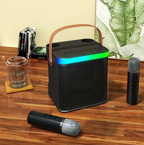 ลำโพงคาราโอเกะแบบพกพาพร้อมไมโครโฟนไร้สาย2ตัวสำหรับใช้ในบ้านปาร์ตี้ไฟ RGB แบบพกพา - Product Image 4
