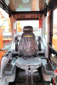 가와사키 22 T 엔진 고성능 굴삭기 CDM6225 - Product Image 6