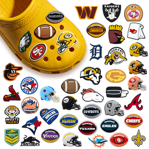 Nuevas llegadas al por mayor: Dijes de PVC para zuecos, decoración personalizada de diseñador para calzado deportivo, dijes a granel de fútbol y baloncesto para zuecos. - Product Image 1