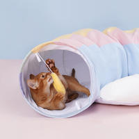 Lit-tunnel 2-en-1 pliable pour chat, avec tapis froissé arc-en-ciel amovible, pour chats, chatons, chiots, lapins et furets