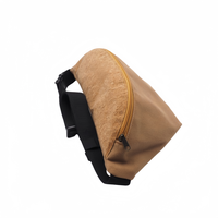 Sac de poitrine en liège à fermeture à rabat pour femme Sangle réglable Logo personnalisé Pochette quotidienne légère