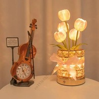 Lampe de table LED sans fil de luxe en forme de tulipe, rechargeable, à intensité variable, avec base en cristal, petite veilleuse romantique, cadeau d'anniversaire, décoration d'intérieur