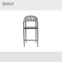 Tabouret de bar moderne en rotin PE avec structure en aluminium pour l'extérieur, la salle à manger, la cuisine, la salle de bain, la chambre et plus encore