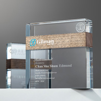 Plaque personnalisée gravée au laser 3D trophée cube de cristal trophée en bois K9 trophée de cristal pour cadeau d'affaires