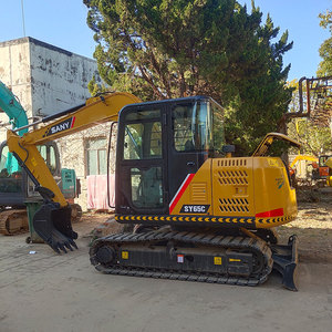 Miniexcavadora Sany SY65C en estado como nueva, color amarillo con cabina negra y pocas horas de trabajo, a bajo precio, en oferta. - Product Image 1