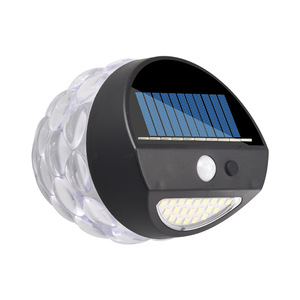 Lámpara de Pared Solar Xinster con LED de Llama, Impermeable para Exteriores, con Sensor de Movimiento - Product Image 2