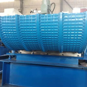 Máquina hidráulica <span class=keywords><strong>de</strong></span> rodillo <span class=keywords><strong>de</strong></span> flexión <span class=keywords><strong>de</strong></span> panel <span class=keywords><strong>de</strong></span> techo arqueado <span class=keywords><strong>de</strong></span> metal, venta <span class=keywords><strong>de</strong></span> bajo <span class=keywords><strong>precio</strong></span> - Product Image 5