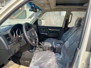 ลดราคาพิเศษ <span class=keywords><strong>รถ</strong></span>ยนต์มิตซูบิชิ <span class=keywords><strong>ปา</strong></span><span class=keywords><strong>เจ</strong></span><span class=keywords><strong>โร่</strong></span> วี93 ปี <span class=keywords><strong>2022</strong></span> เครื่องยนต์เบนซิน <span class=keywords><strong>รถ</strong></span>สำหรับผู้ใหญ่ ราคาถูก ขับเคลื่อน 4 ล้อ <span class=keywords><strong>รถ</strong></span>ออฟโรด 5 ที่นั่ง 5 ประตู <span class=keywords><strong>รถ</strong></span>เอสยูวี มี<span class=keywords><strong>รถ</strong></span>พร้อมส่ง - Product Image 6