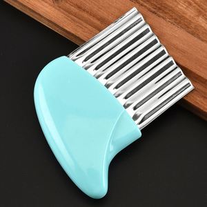 Coupe-frites et légumes ondulés multifonctionnel en acier inoxydable personnalisé – Outil de cuisine pour la cuisson et les cadeaux - Product Image 3