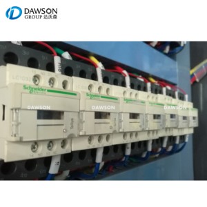 Machine de soufflage pour la fabrication de fûts en <span class=keywords><strong>plastique</strong></span> <span class=keywords><strong>bleu</strong></span> à ouverture supérieure, en PEHD, de 50 litres, <span class=keywords><strong>60</strong></span> litres, 100 litres, ABLD120 - Product Image 3