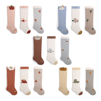 Lot de 3 paires de chaussettes montantes pour nouveau-né, printemps-automne, à bord souple, sans couture, en coton doux, chaussettes cuissardes pour bébé